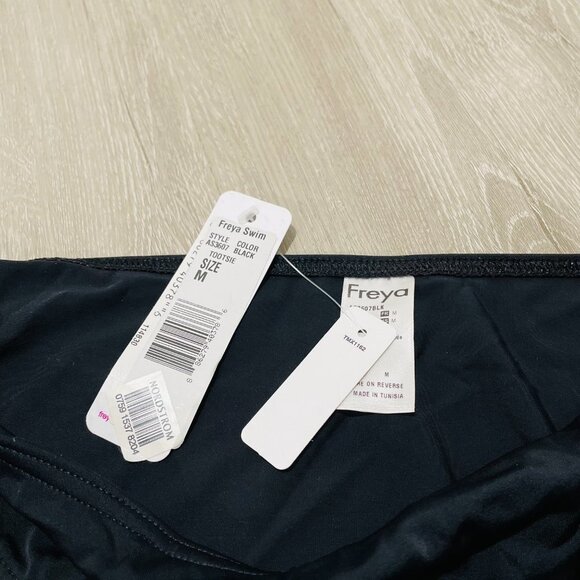 Mixed Brand Women's Black and White Strip Bikini Set BNWT - Picture 7 of 9